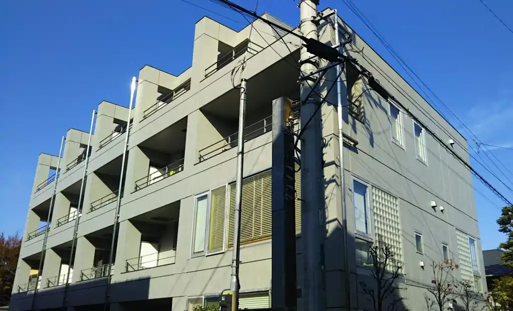 駒場館 外観
