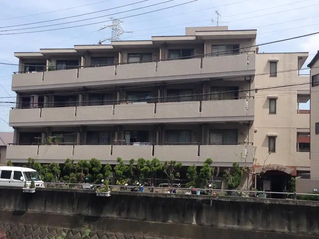 セザール元住吉 外観