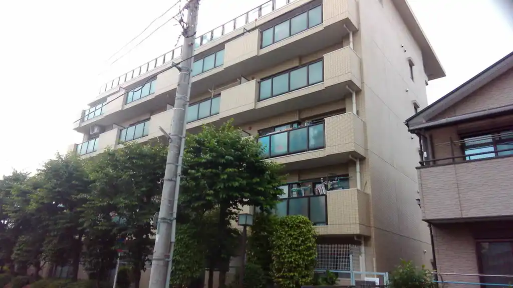 コスモパーク戸田弐番館 外観