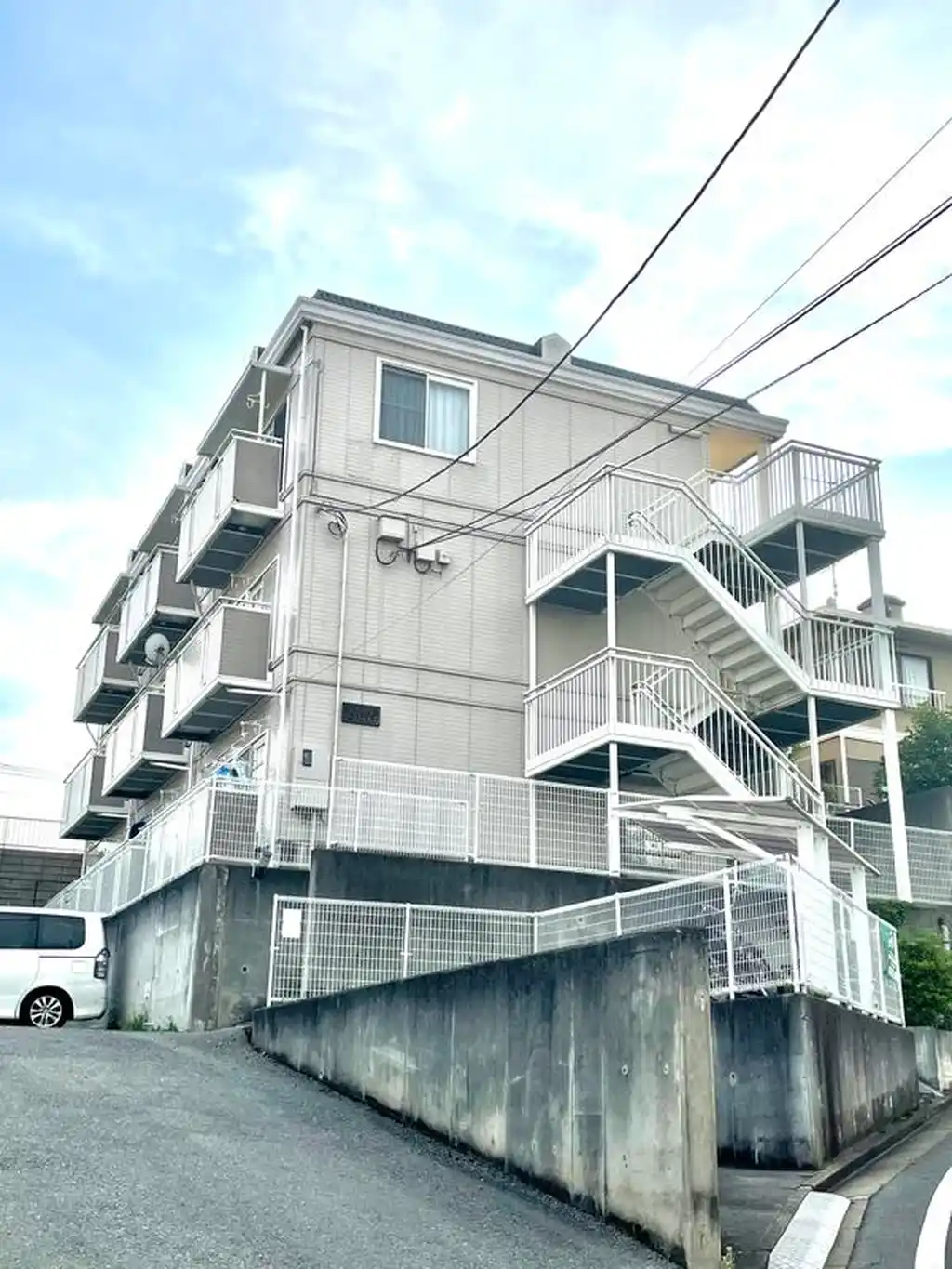 ビラージュイーストヒルズ 外観