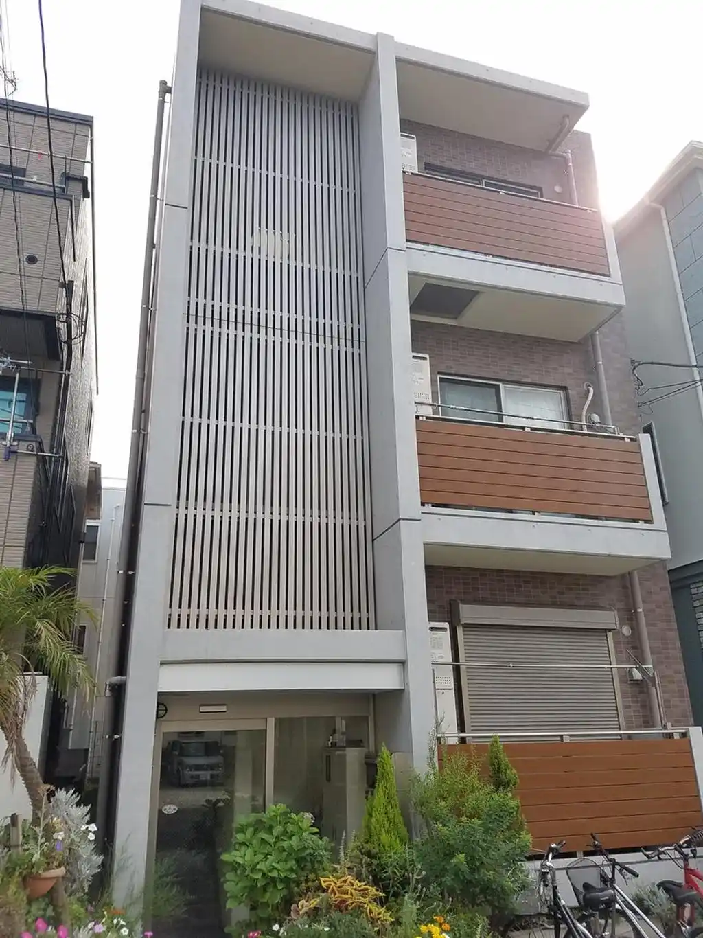 コンドコウジュン 外観