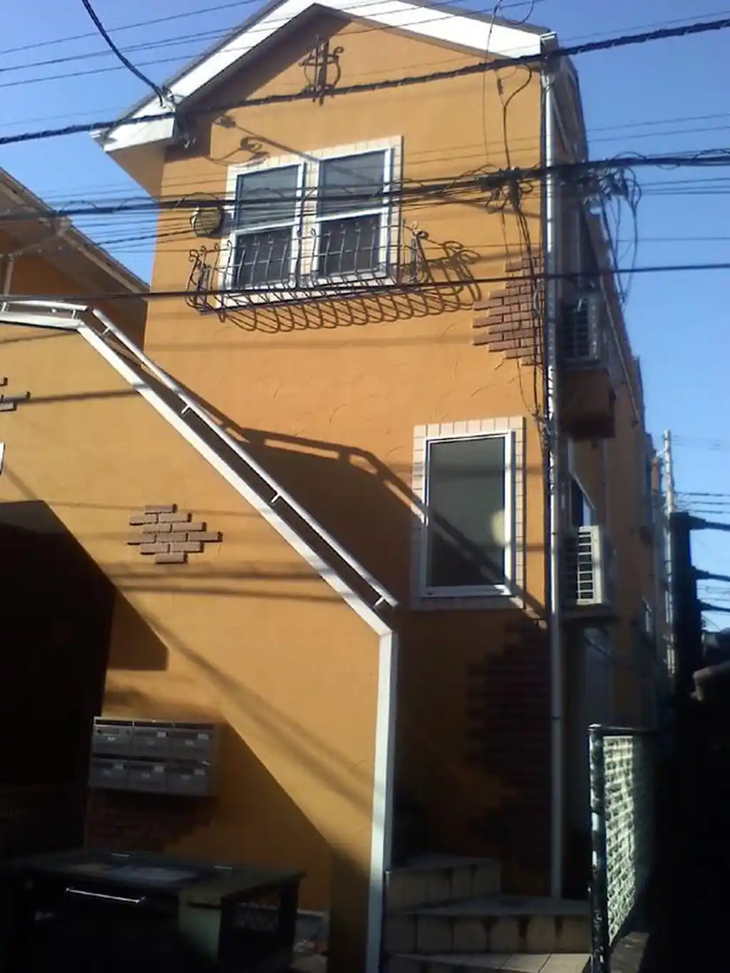 メゾン・ソレイユ弐番館 外観