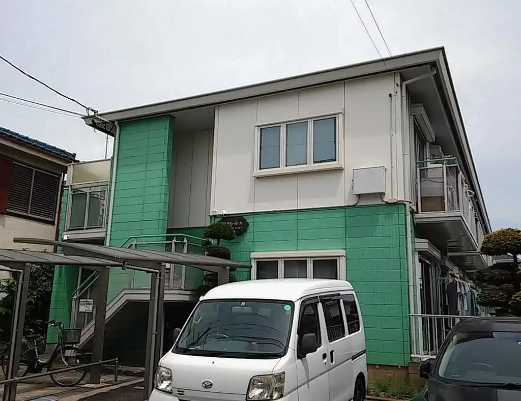 レザヴァールA 外観