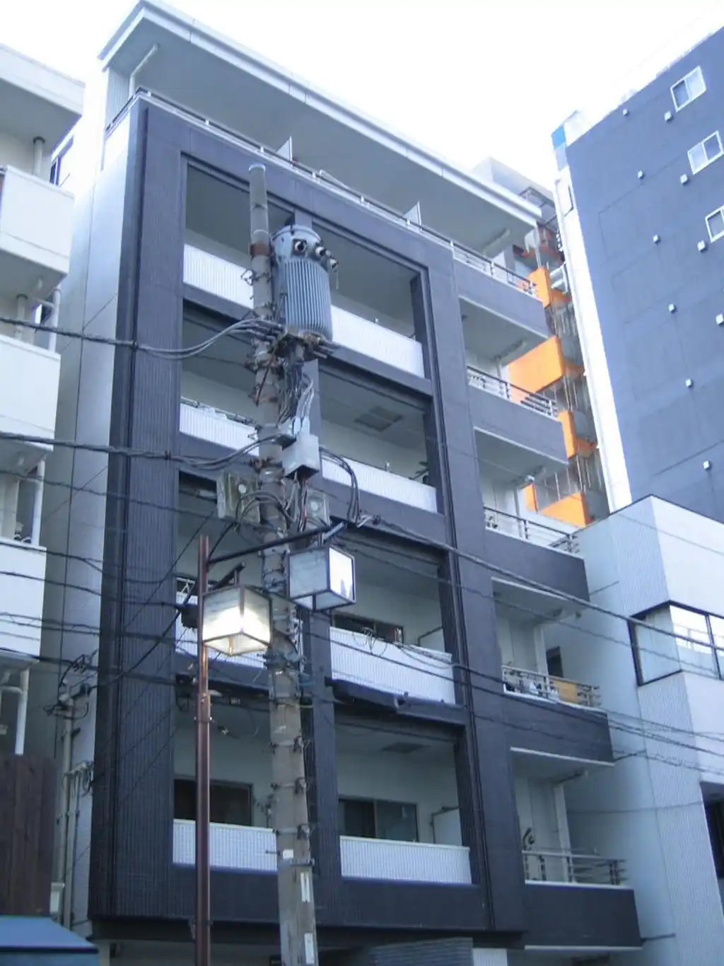 エレディータ 外観