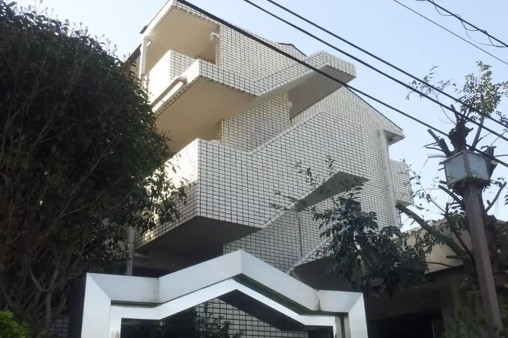 ウィング百合丘 外観