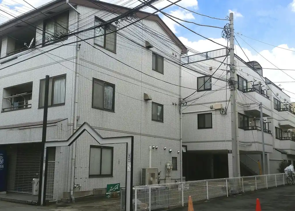 YMフラット 外観