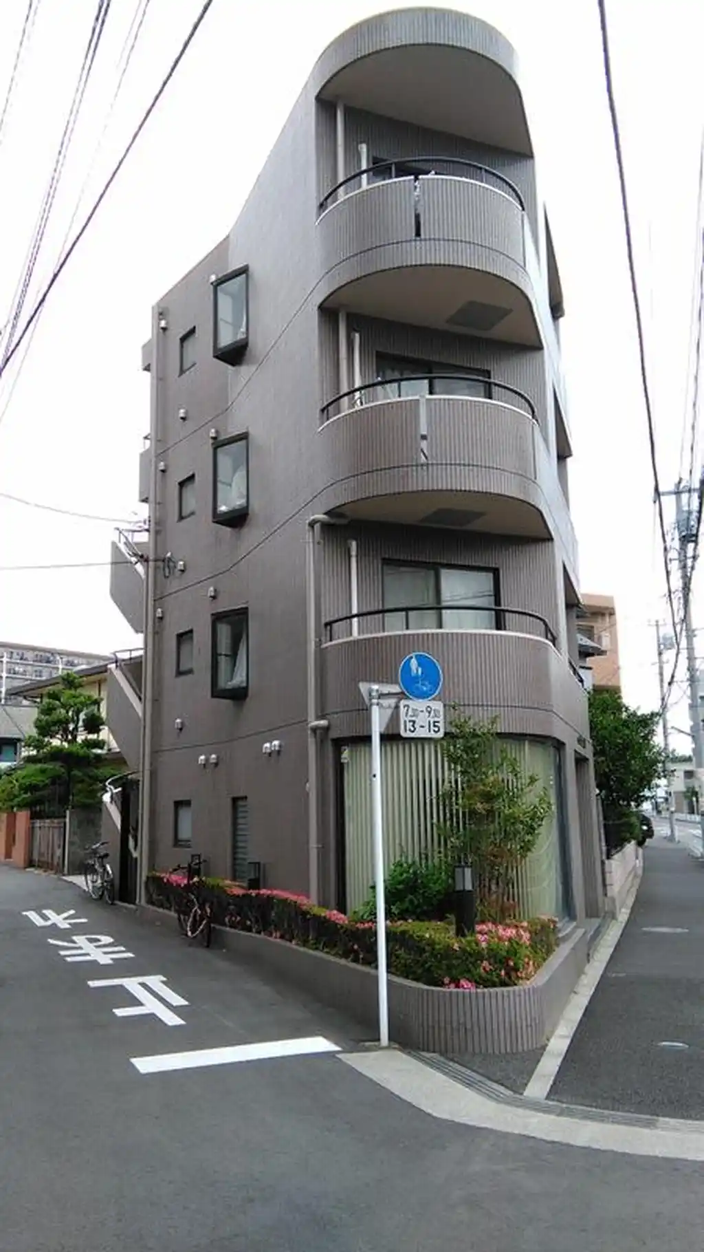 アートプラザ 外観