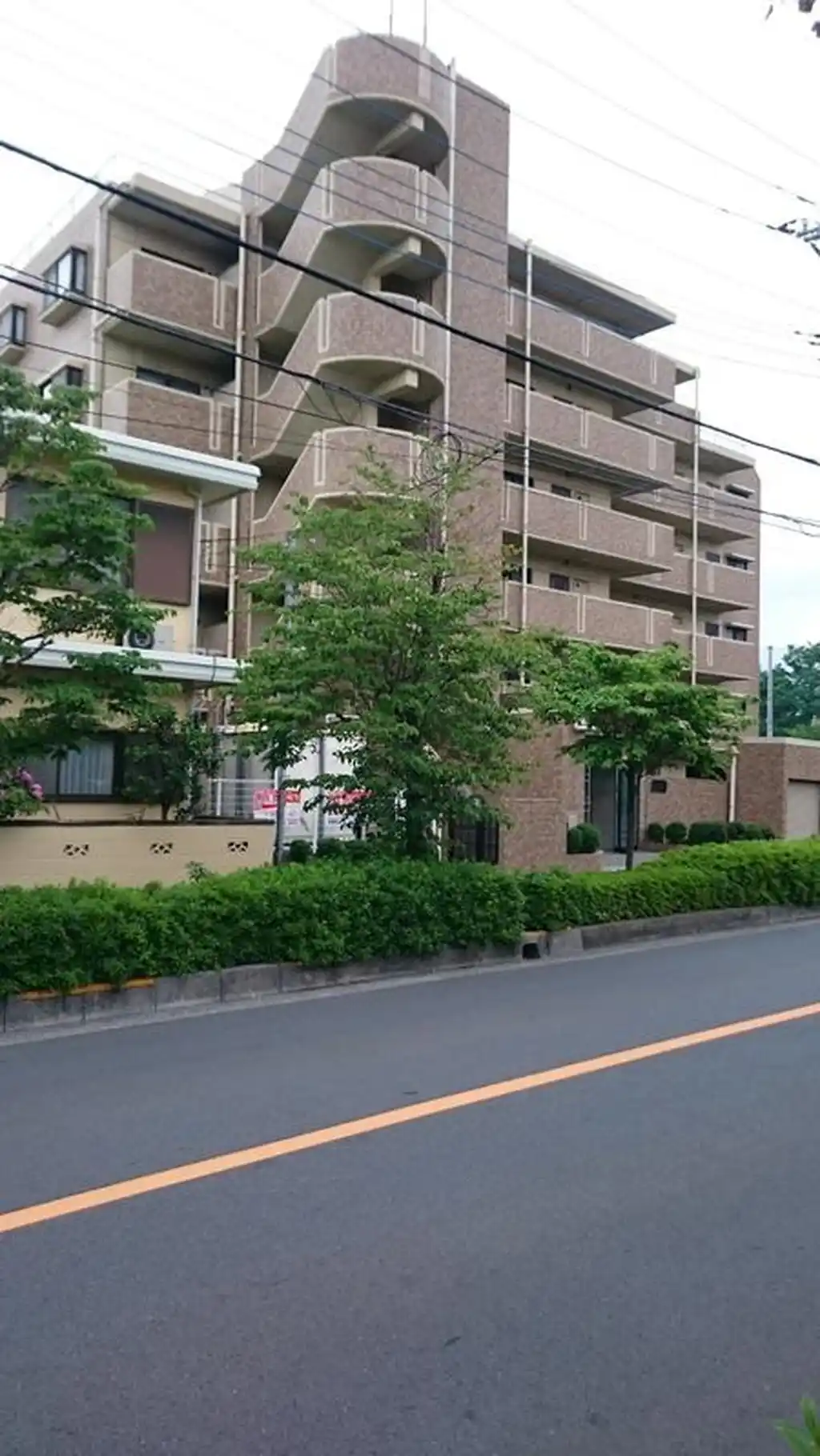 アヴェニールメゾン 外観