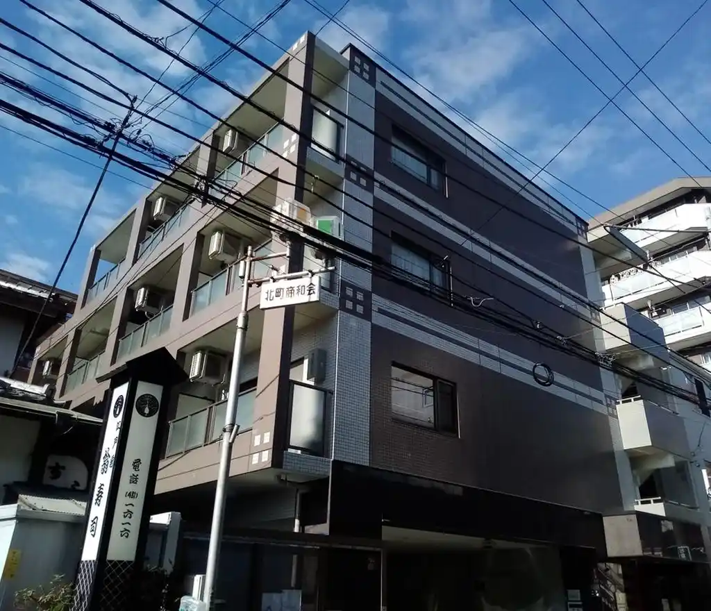 スプレンディア岸根公園 外観