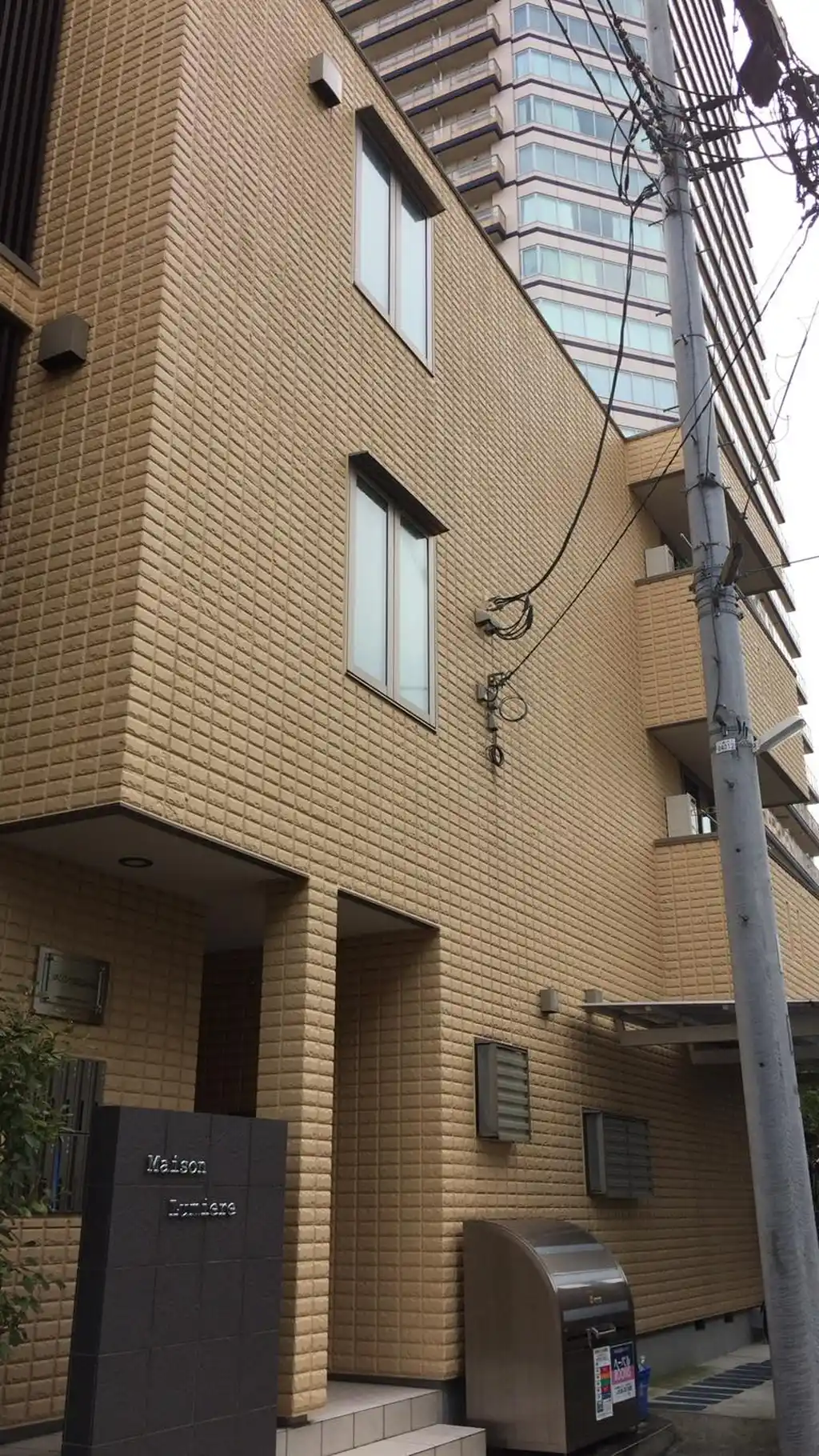 メゾン ルミエール 外観