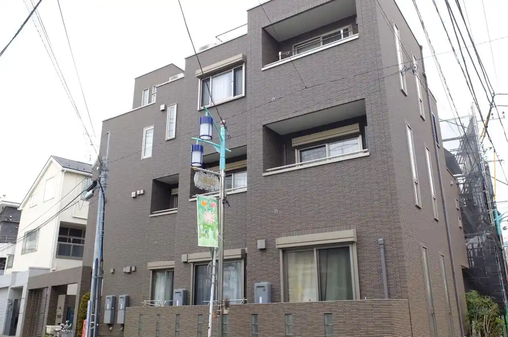 グラン・シャリオ都立大 外観