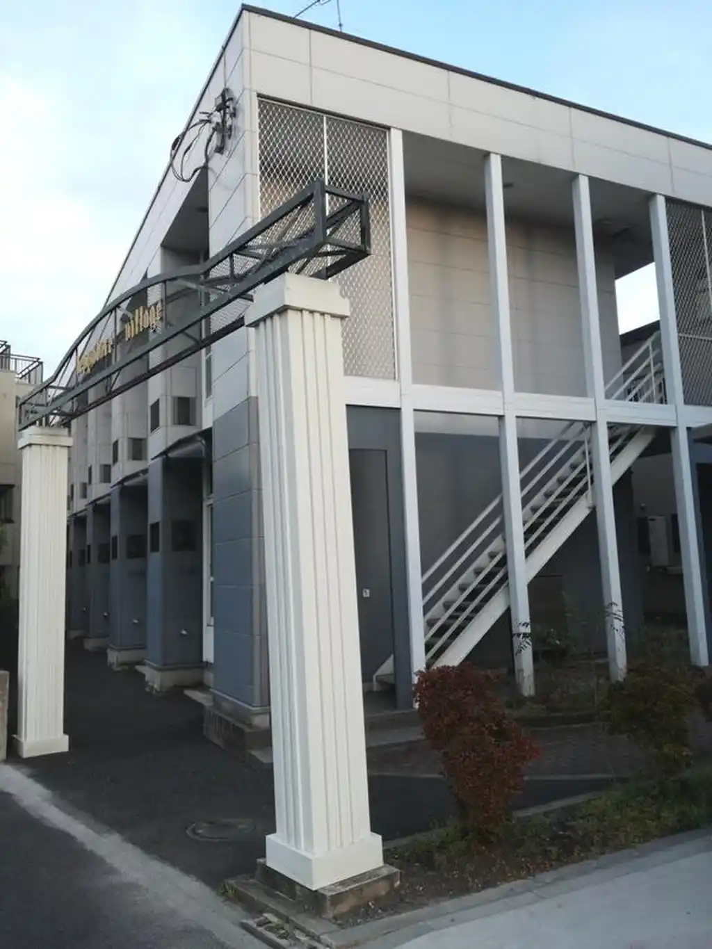 レオパレスS・K梶山 外観