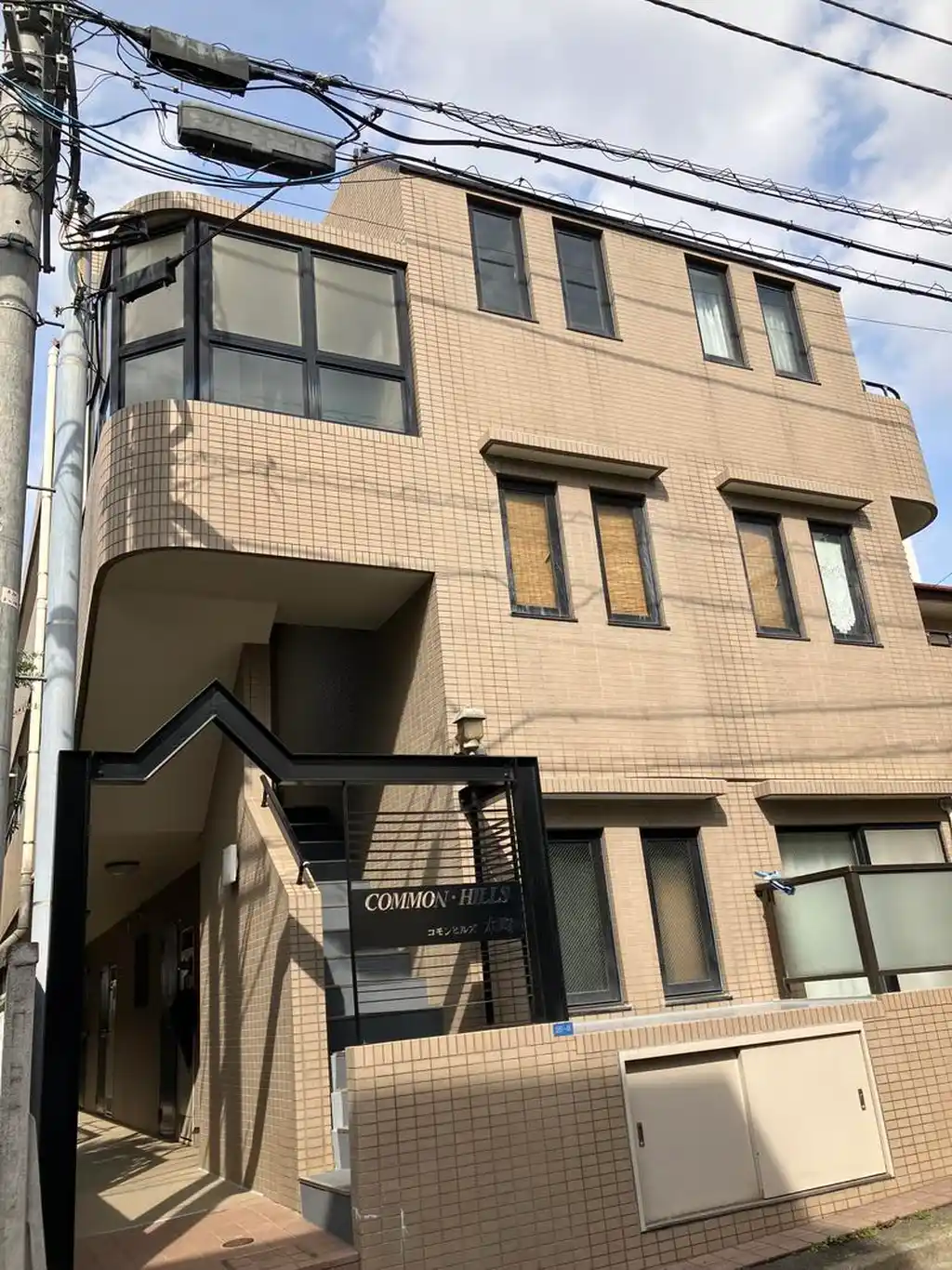 コモンヒルズ本町 外観