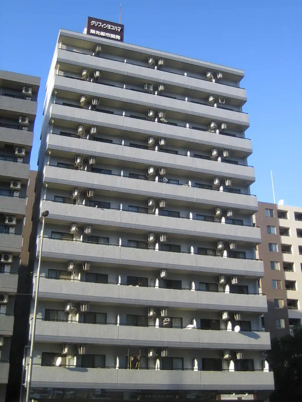グリフィン横浜 外観