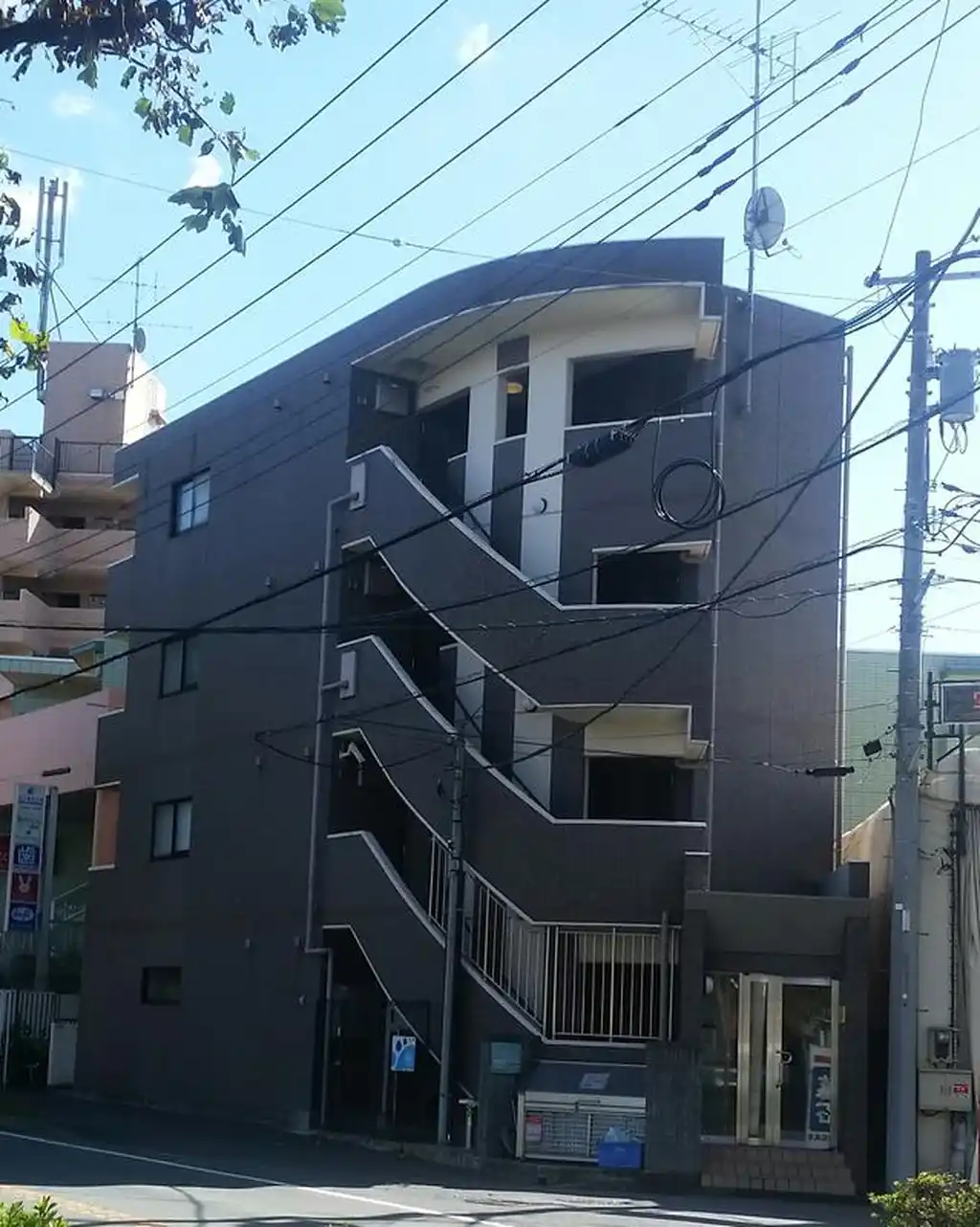 ジュネス１ 外観