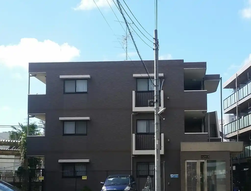 ジュネス２ 外観