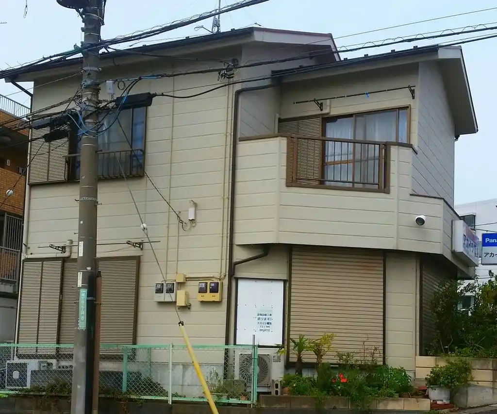 ヴァレー姿見 外観
