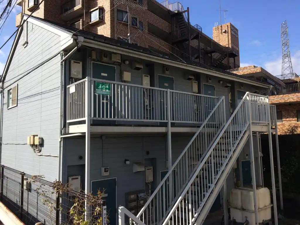 聖蹟リバーサイドブルー 外観