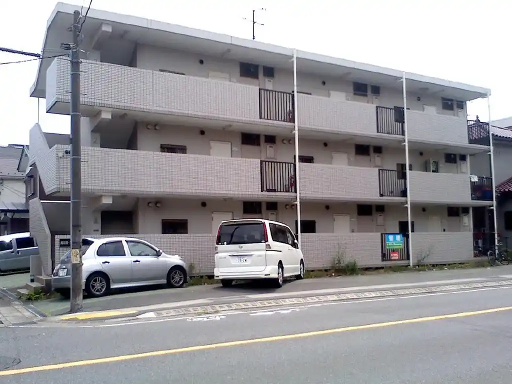 コーポヤマサン 外観