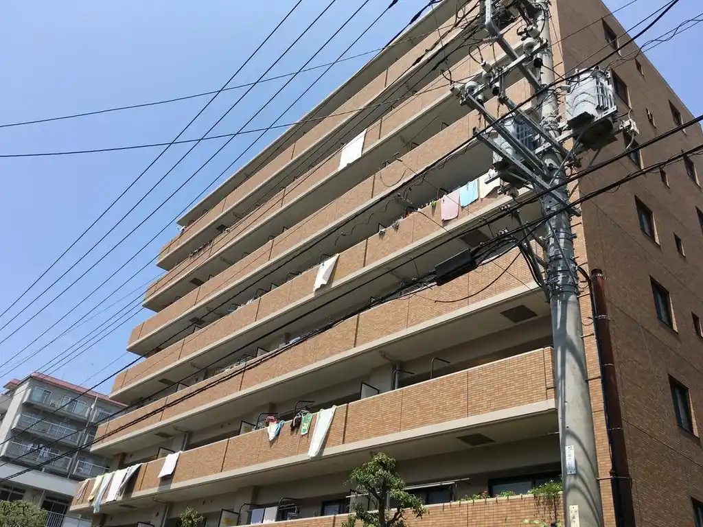 クレストコート市川 外観
