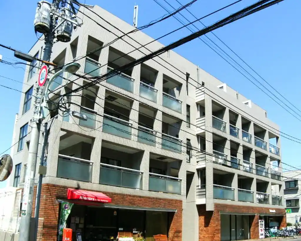 ロイヤルギンキ 外観