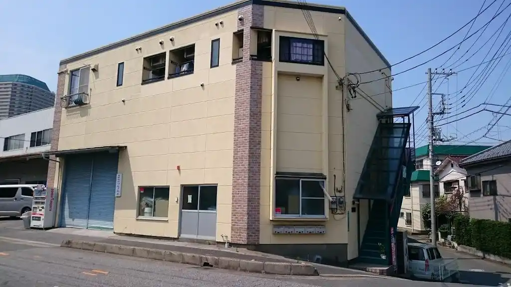 アルプスビル 外観