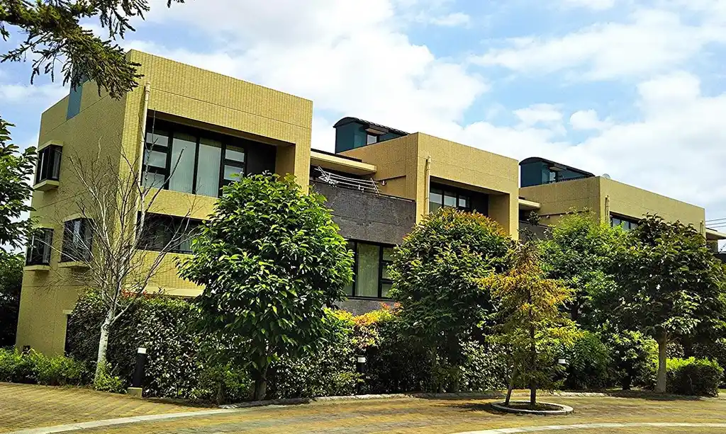 エストライフつつじヶ丘六番館 外観