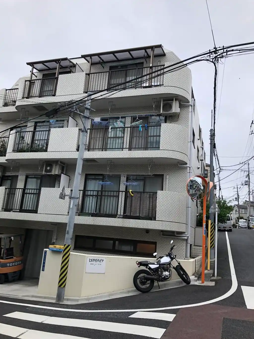 ヒルサイドハイツ 外観