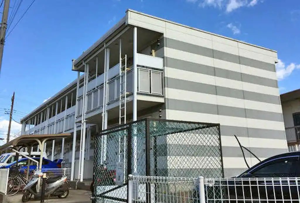 レオパレスアヴァンセ 外観