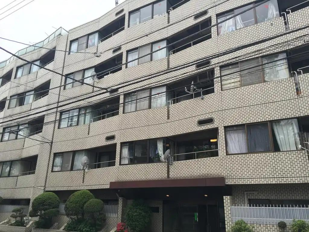 シャレー・コート 外観