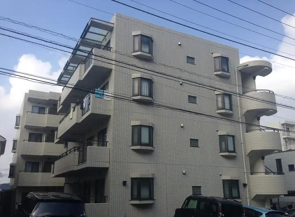 アミテあざみ野 外観