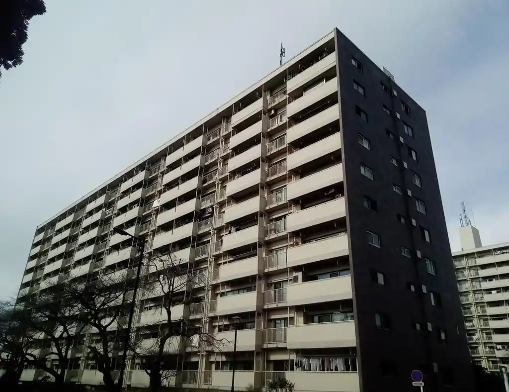 馬事公苑前ハイム1 外観