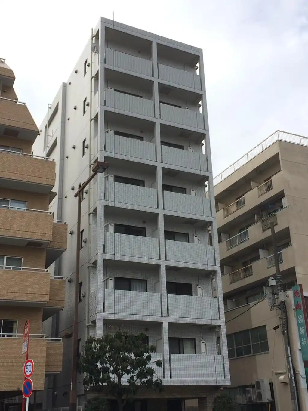 トーシンフェニックス新宿余丁町 外観