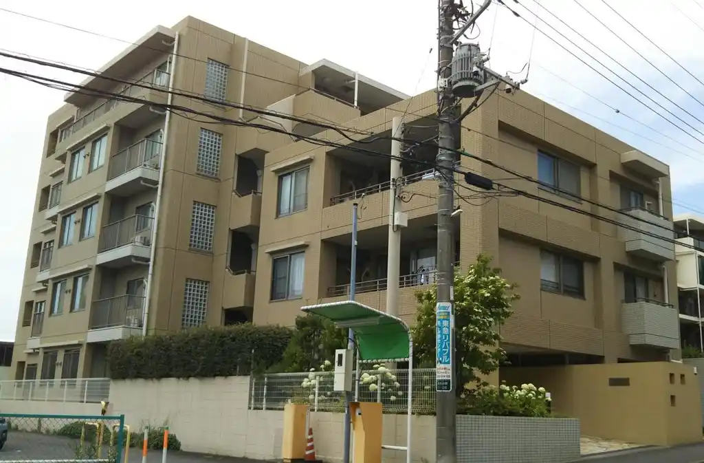 アールヴェールあざみ野 外観