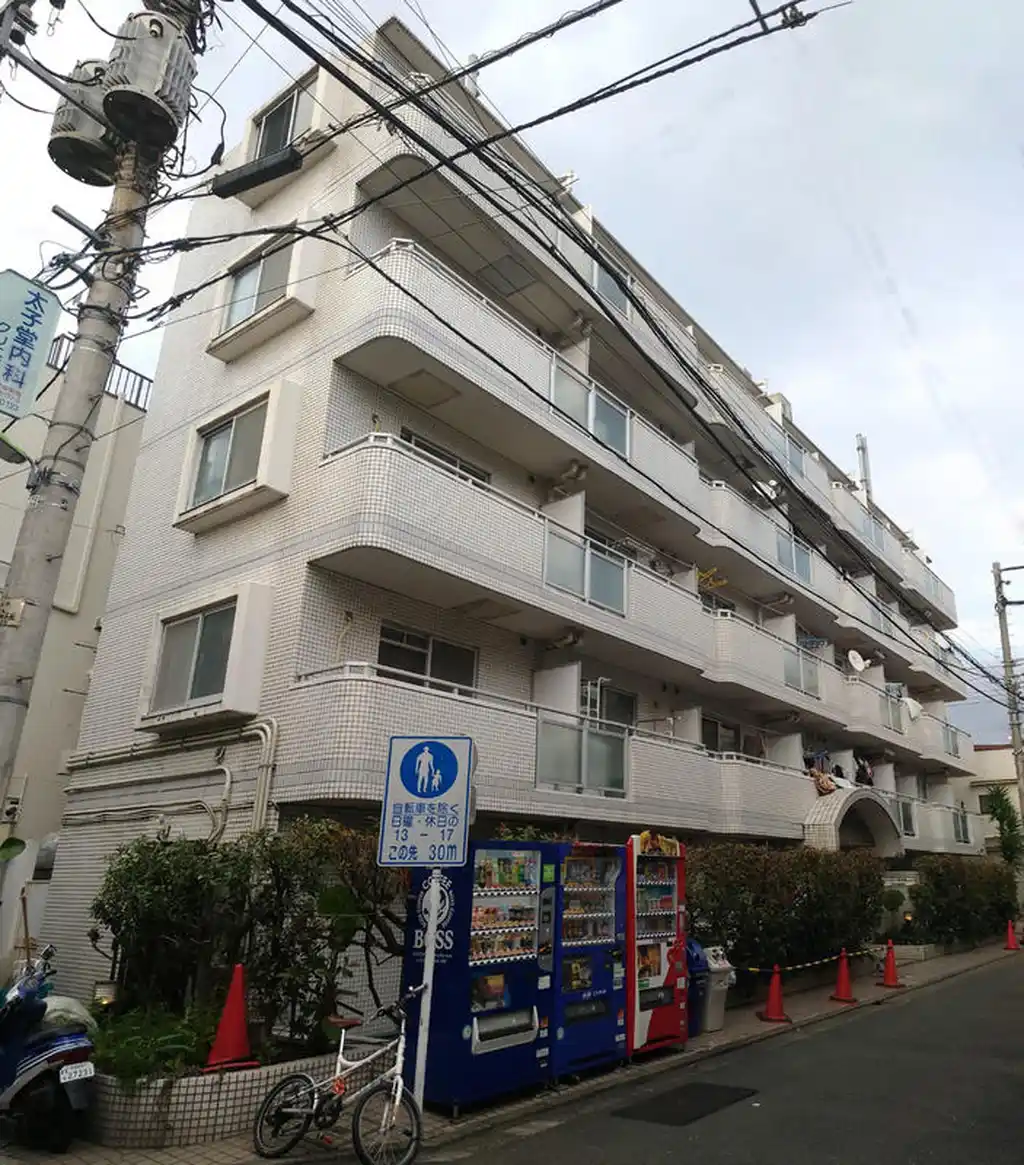 クリスタル三軒茶屋パート1 外観