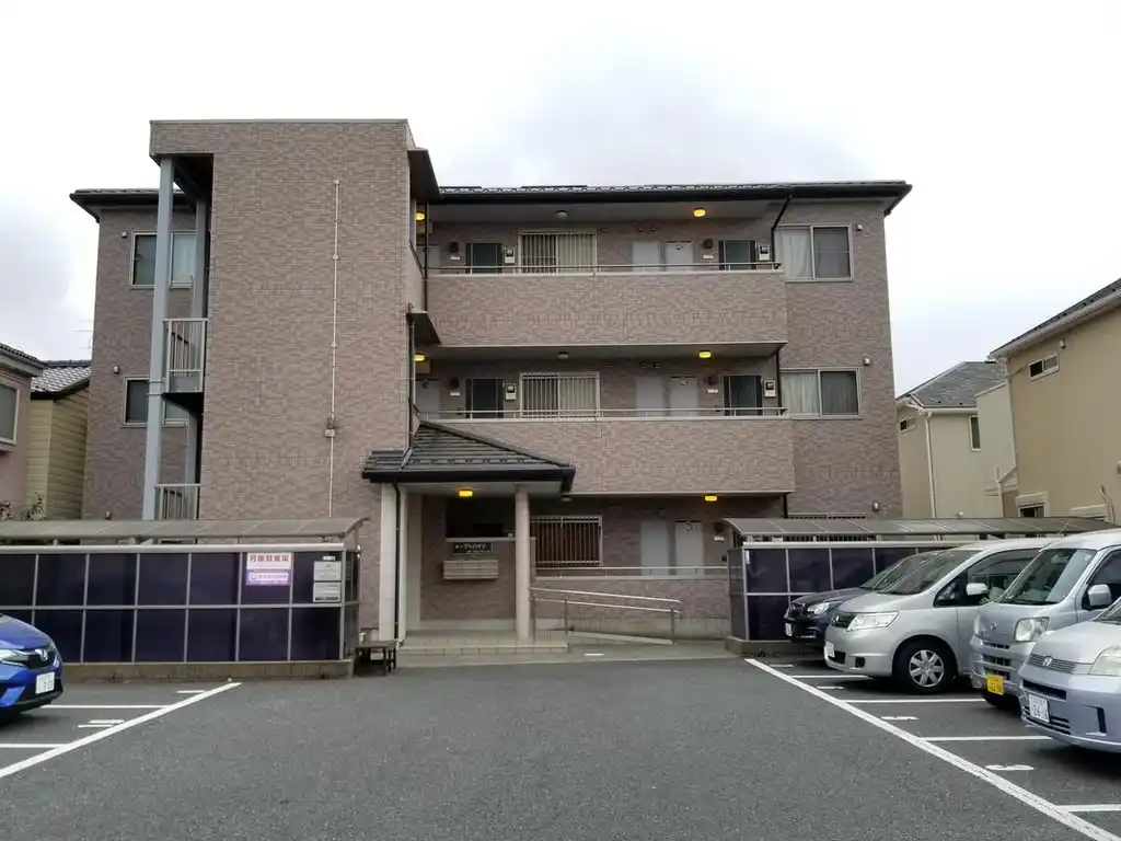 メープルハイツ 外観