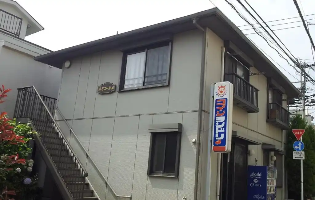 ルミエールA 外観
