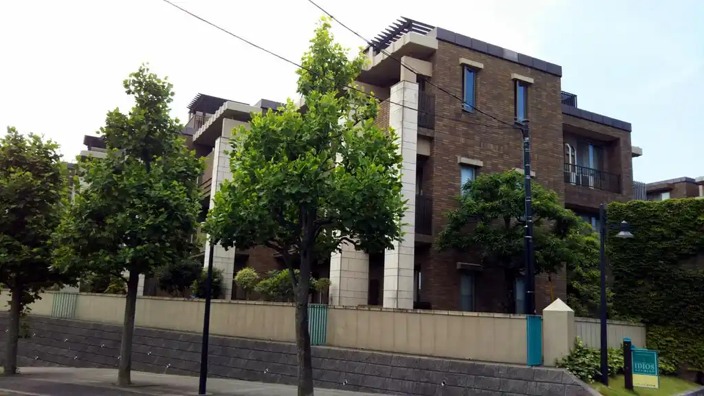 イディオスあざみ野A棟 外観