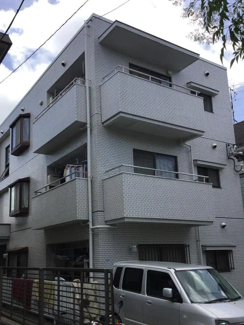 フラット栗山 外観