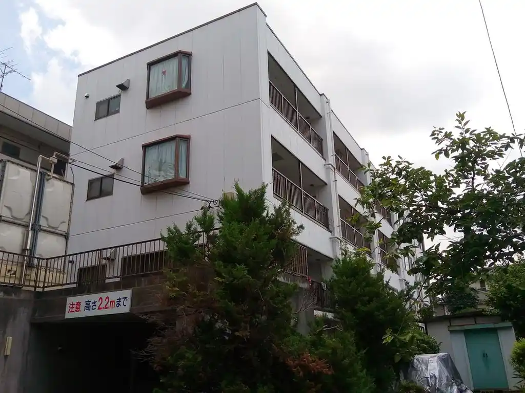 クレセントビル 外観