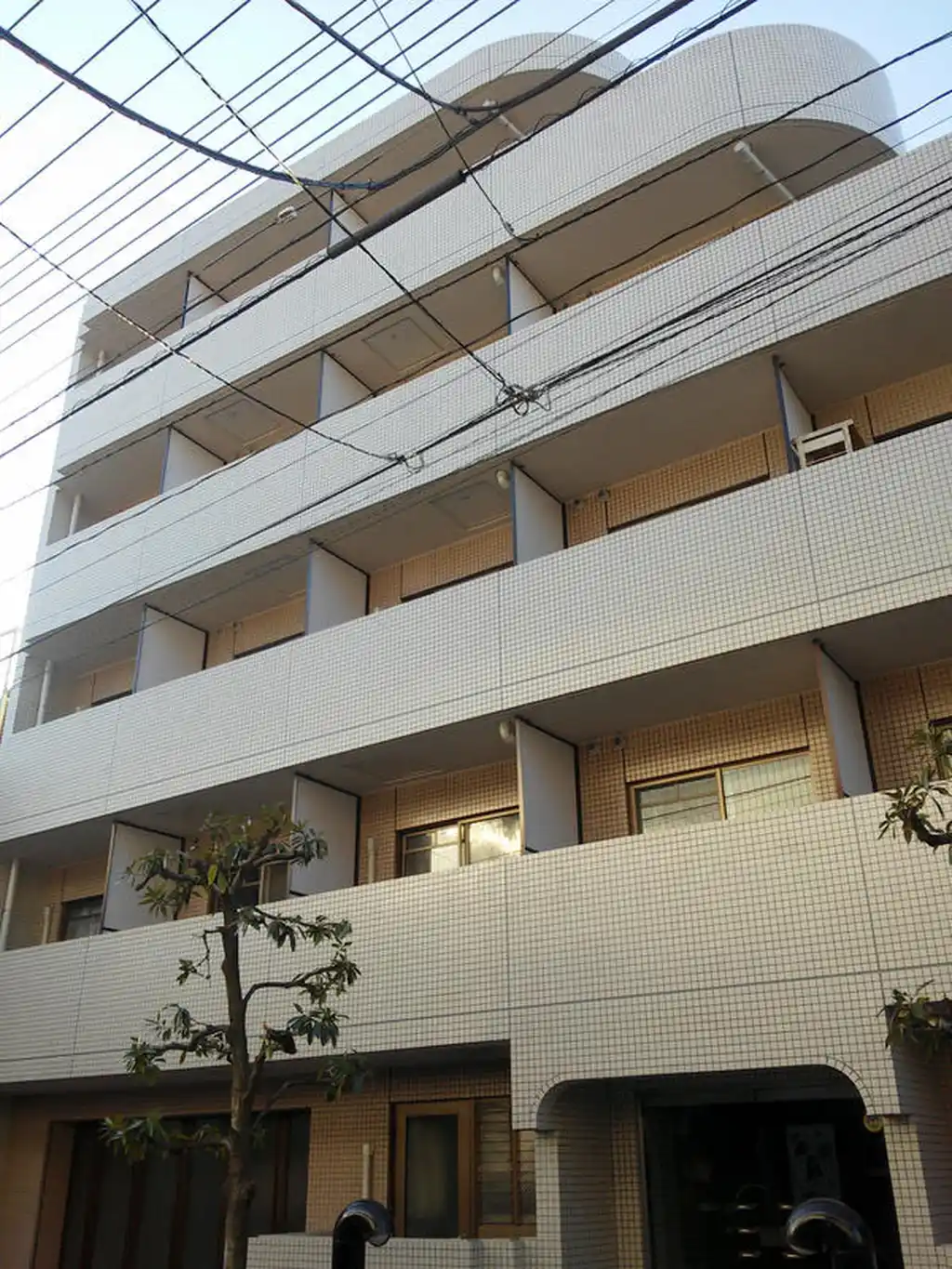 メインステージ梅島駅前 外観