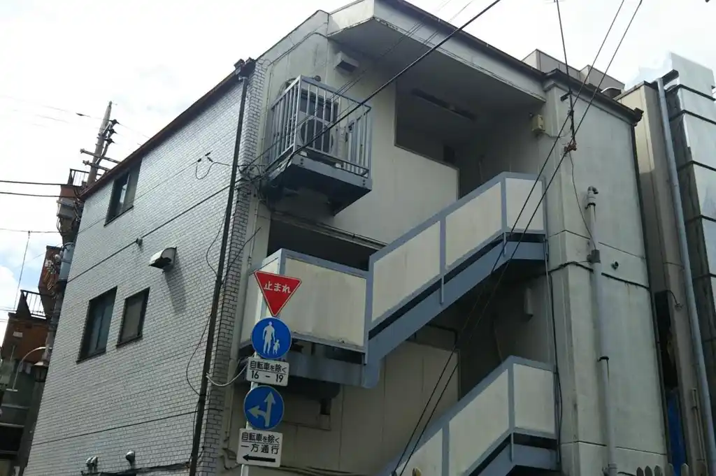 コーポカクハチ 外観