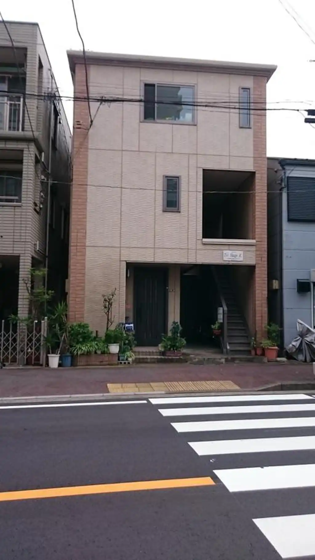 TRISTAGEK 外観