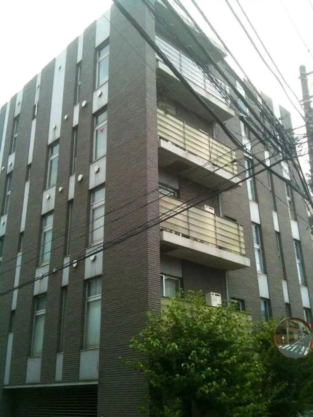 アリュール 外観