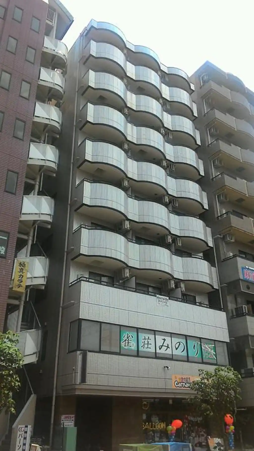 ロイヤルシティII 外観