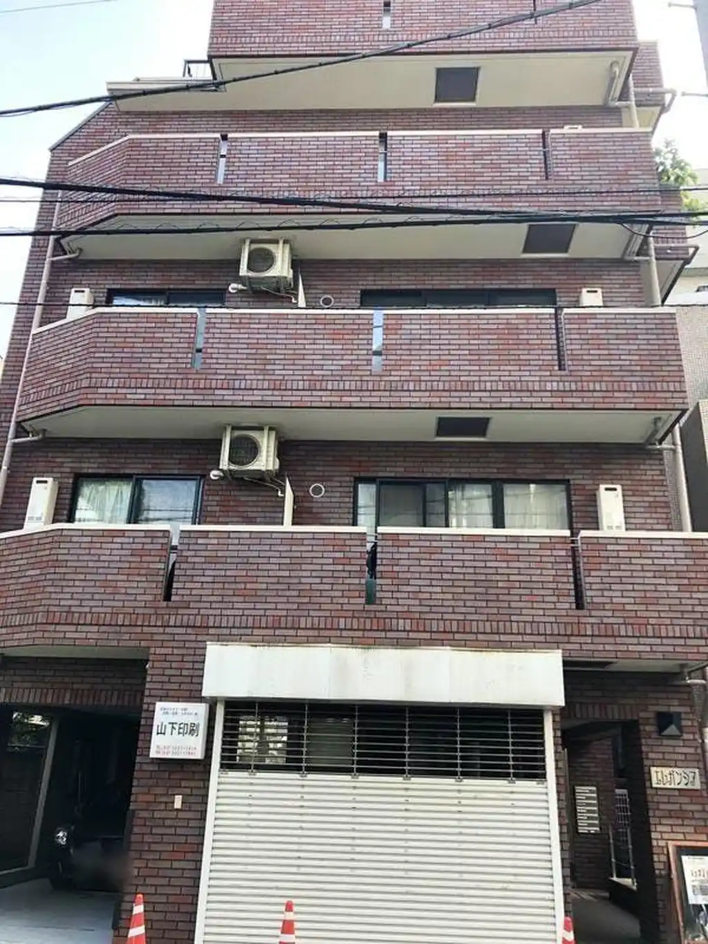 エレガンシア 外観