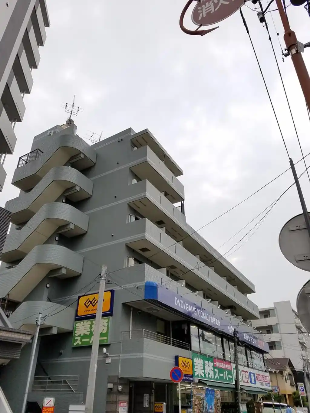 クレスト横浜白楽 外観