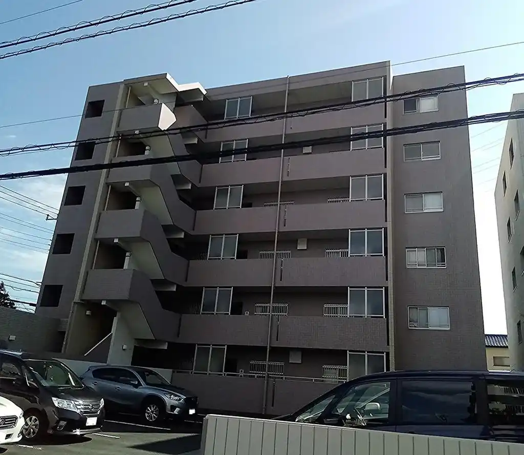 プルミエソレイユ 外観