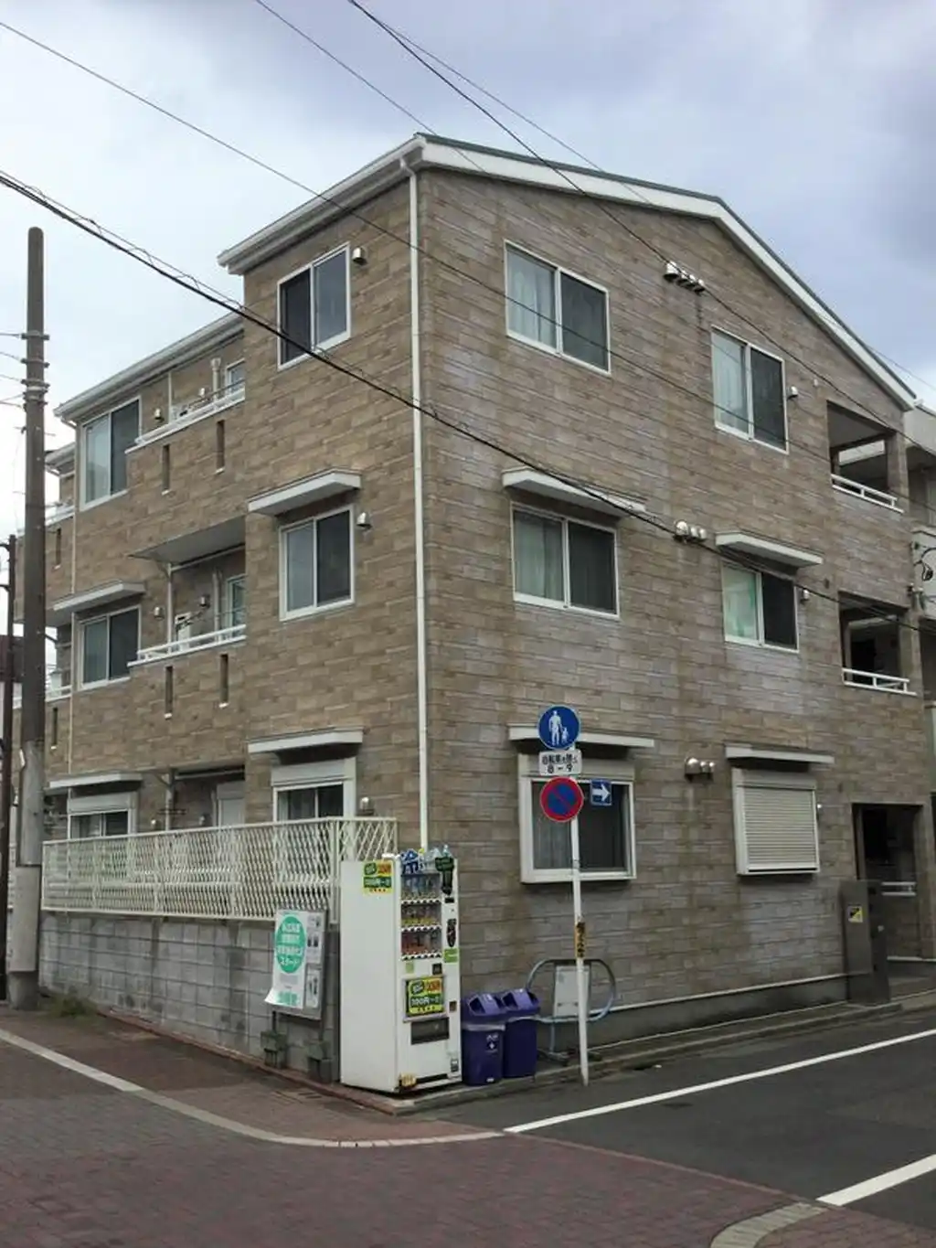 CRESCENTMINE 外観