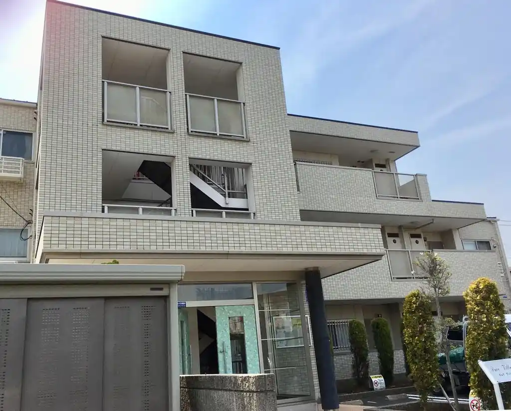 ピュア ヴィレッジ 外観